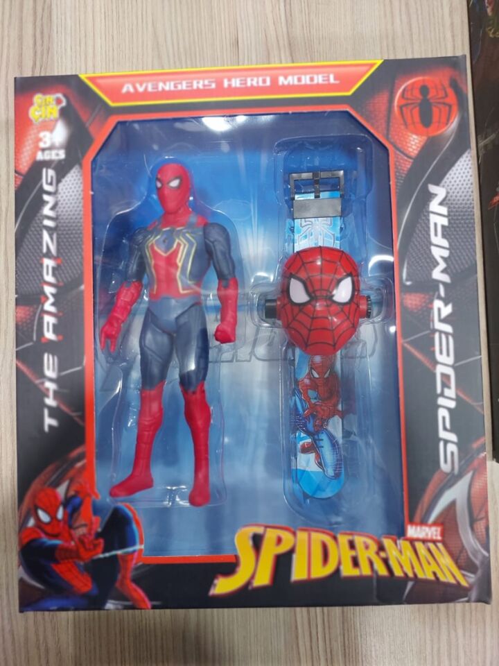 KUTULU SPİDERMAN KARAKTER VE SAATİ KL.36