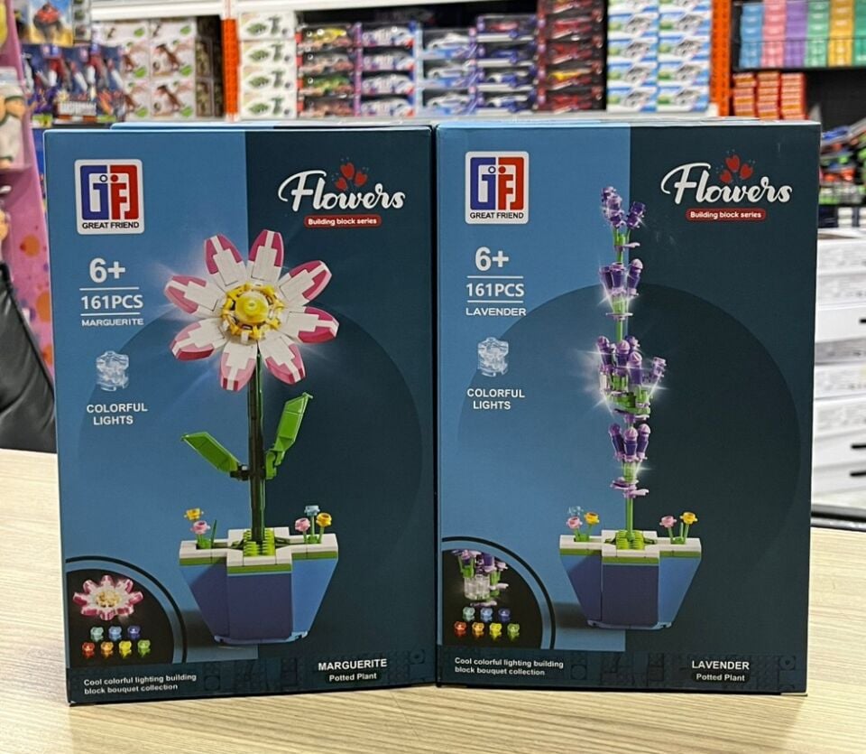 KUTUDA 124 PCS ÇİÇEK BLOKLAR PK:8 KL.64